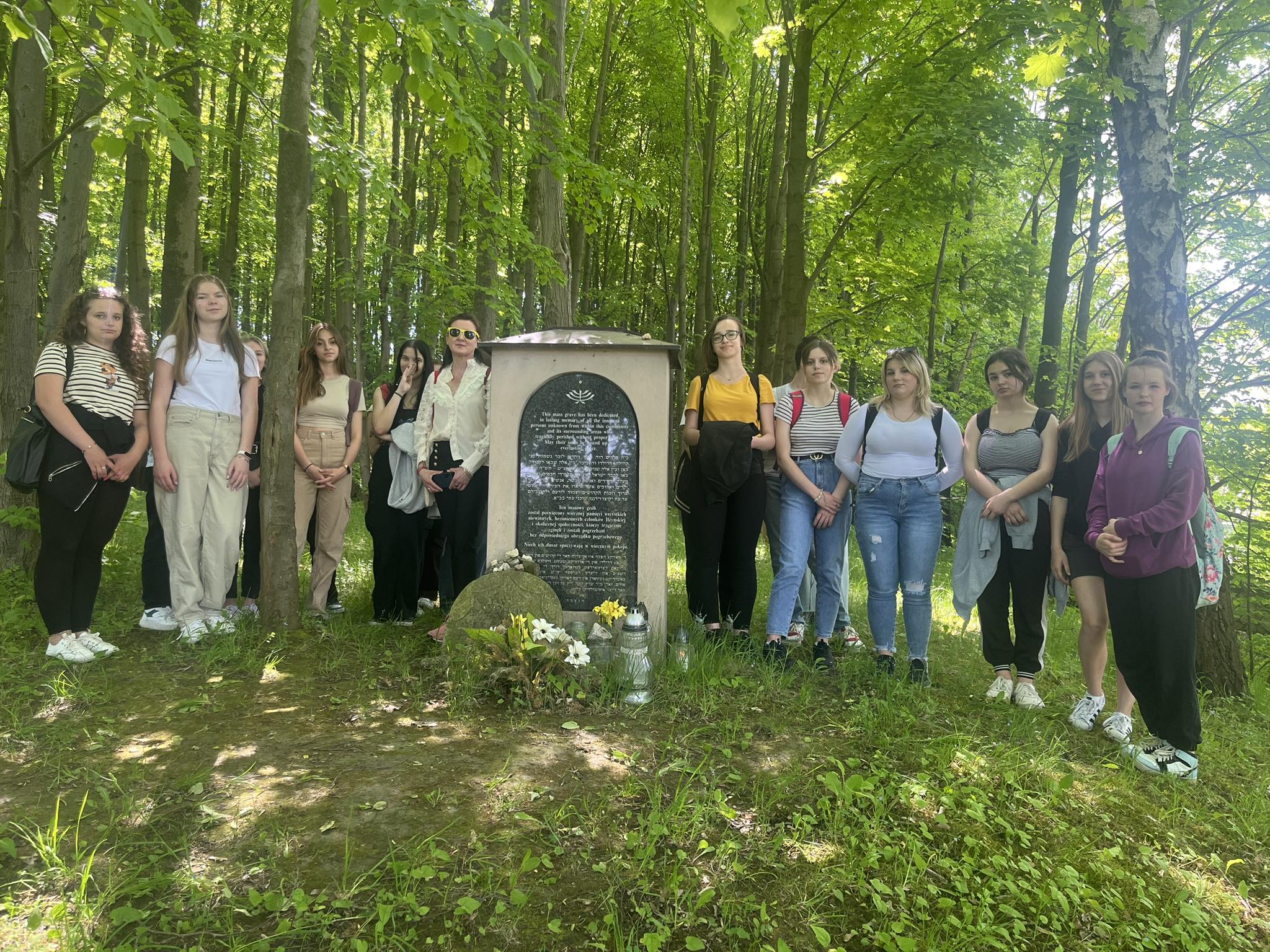 Uczniowie ze Staszica pamiętają o pomordowanych za miłość bliźniego